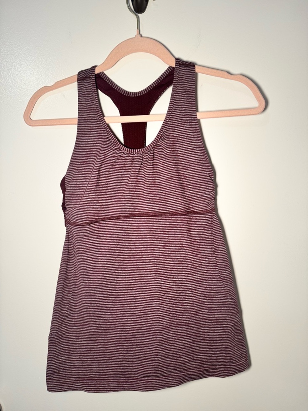 Lululemon Racerback Sporty Yoga Tank Built-In Bra Top